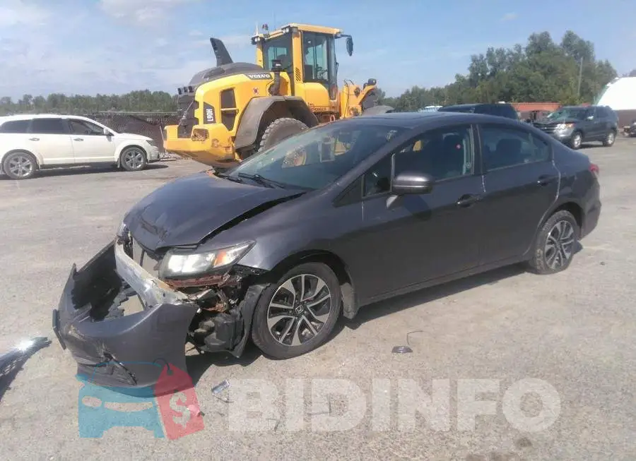 2HGFB2F57FH000182 Photo# 2