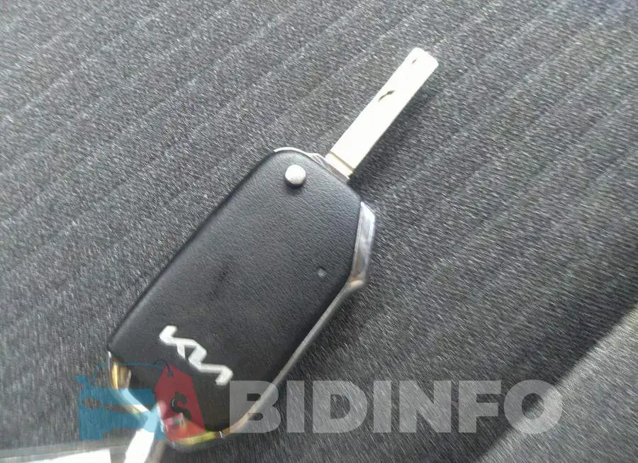 KNDJ33AU3N7832607 Photo# 11