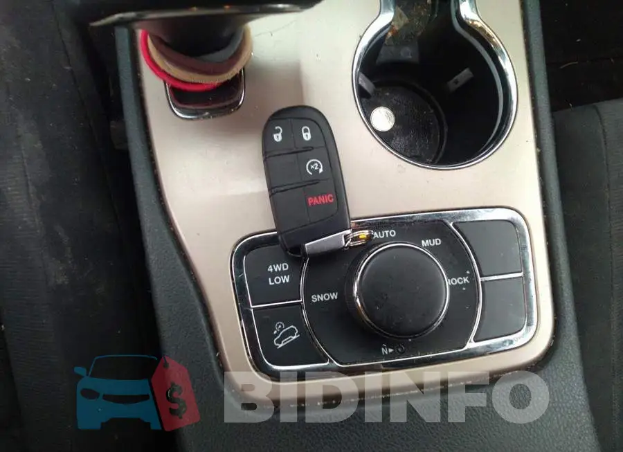 1C4RJFAG8FC162064 Photo# 11