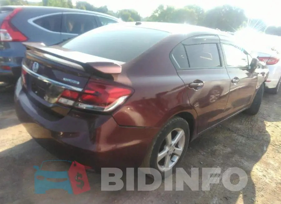 2HGFB2F77FH040277 Photo# 4