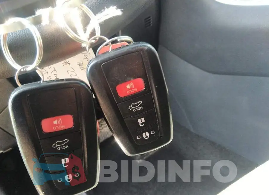 2T3RWRFV6NW143292 Photo# 11