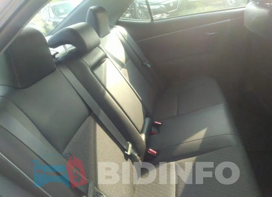 2T1BURHE3FC458342 Photo# 8