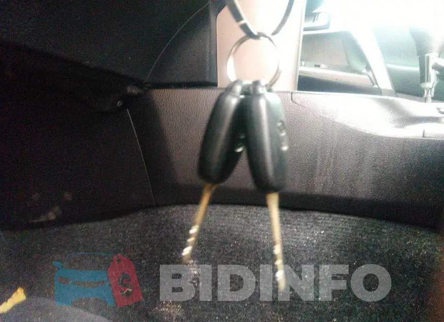 2T3BFREV8HW664568 Photo# 11