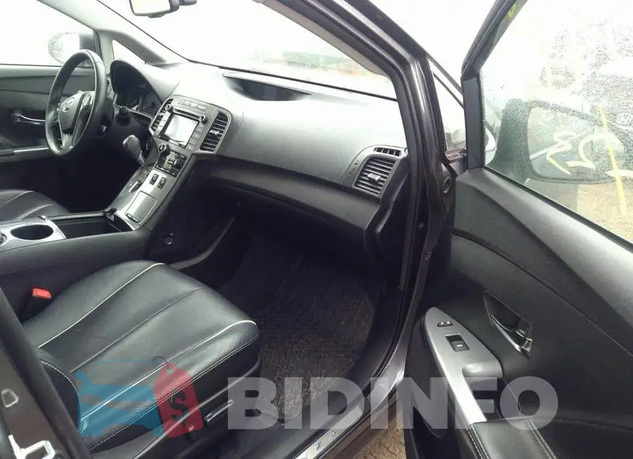 4T3BK3BB9FU111668 Photo# 5