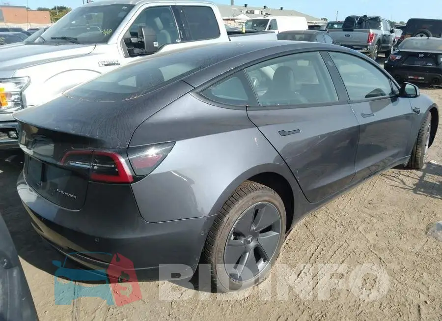 5YJ3E1EB3NF195924 Photo# 4