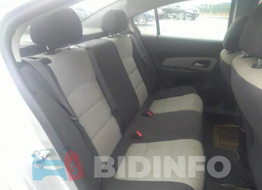 1G1PL5SH1F7212162 Photo# 8