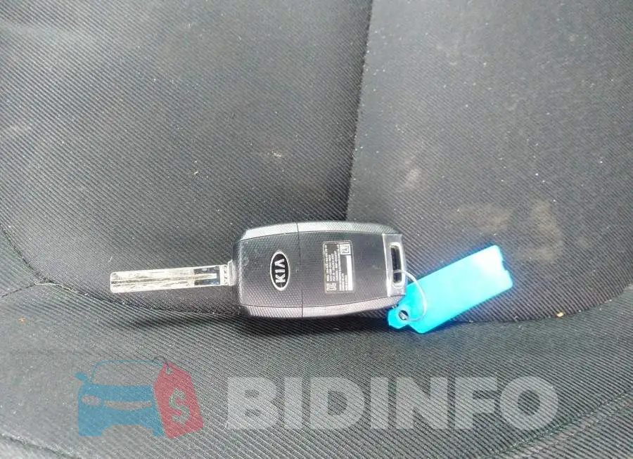 KNDJP3A5XG7343525 Photo# 11