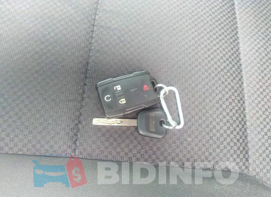 3GTU2MEC9HG381294 Photo# 11