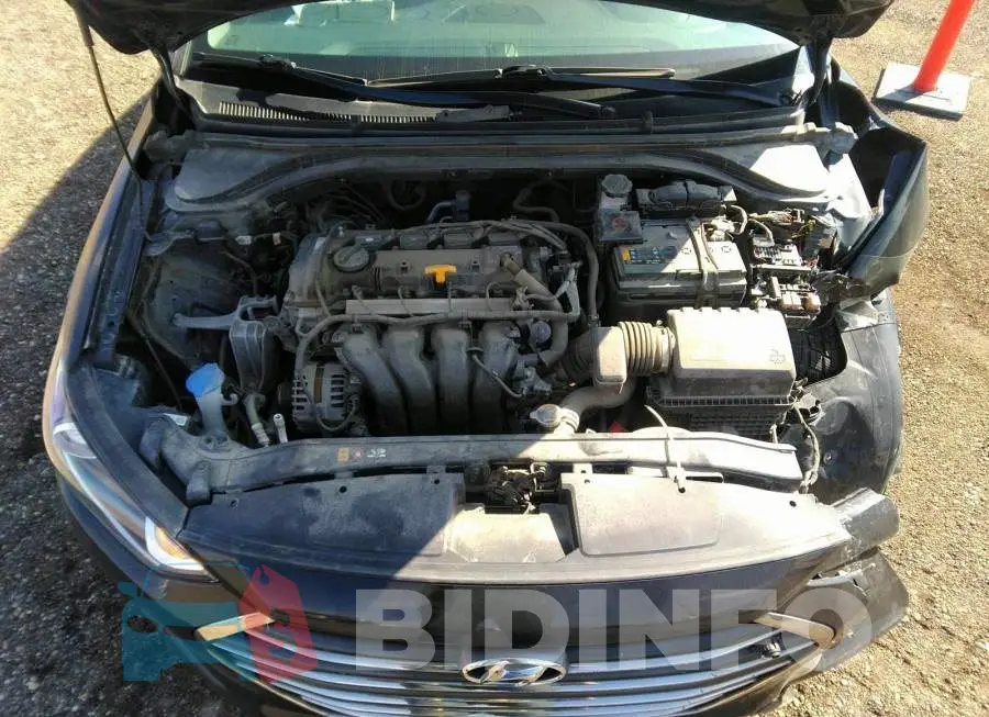 KMHD84LF1HU090728 Photo# 10 KMHD84LF1HU090728 Photo# 10