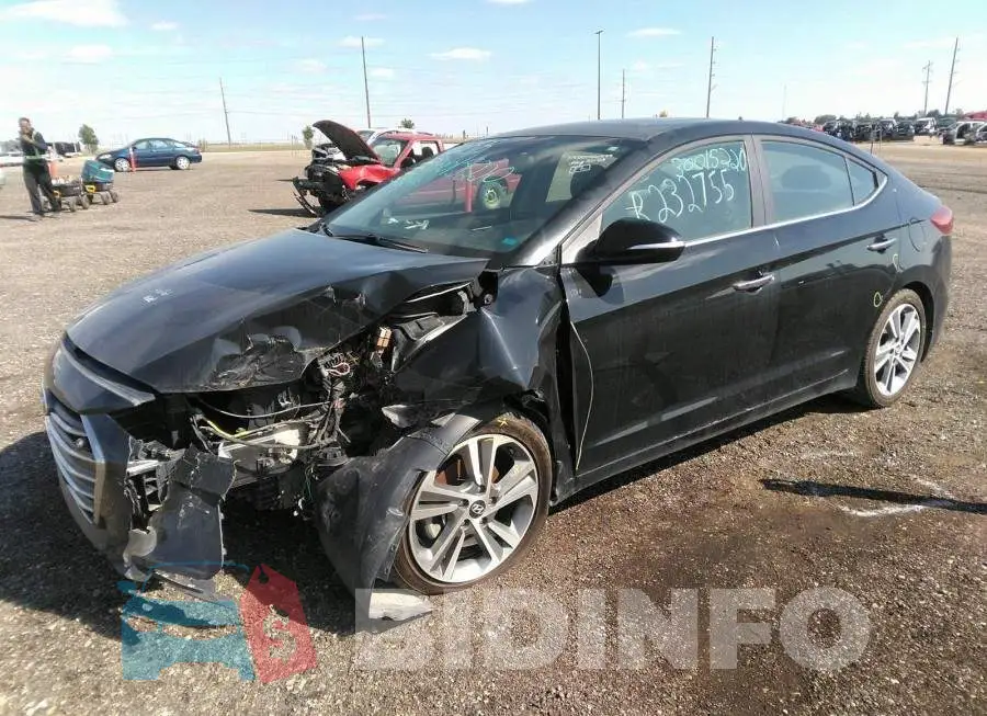 KMHD84LF1HU090728 Photo# 2 KMHD84LF1HU090728 Photo# 2