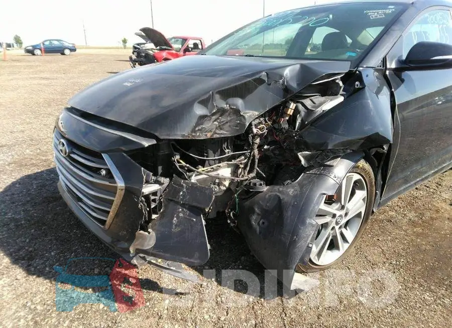 KMHD84LF1HU090728 Photo# 6 KMHD84LF1HU090728 Photo# 6