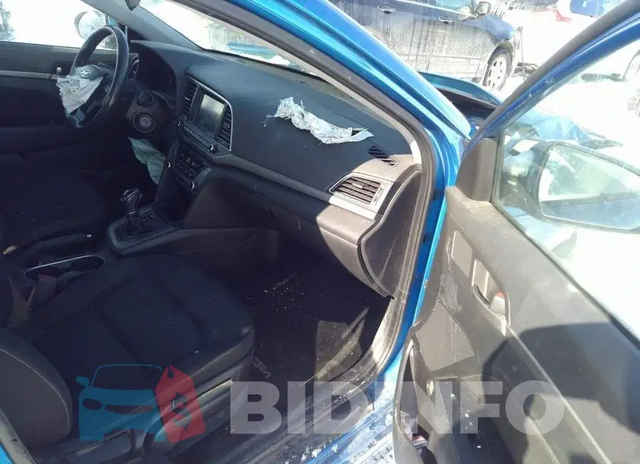 KMHD84LF8HU104236 Photo# 5 KMHD84LF8HU104236 Photo# 5
