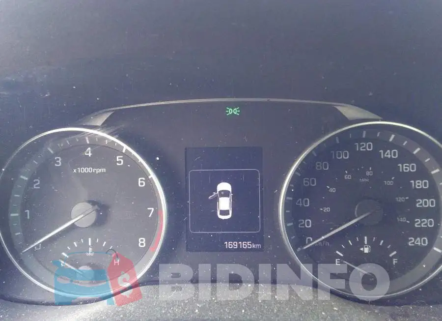 KMHD84LF8HU104236 Photo# 7 KMHD84LF8HU104236 Photo# 7