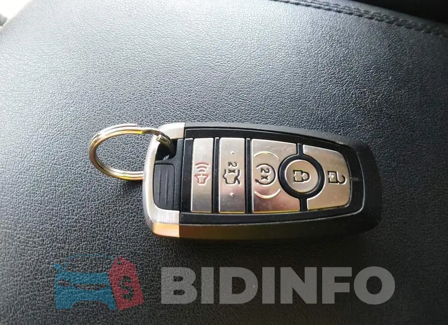 2FMPK3J85HBB69869 Photo# 11