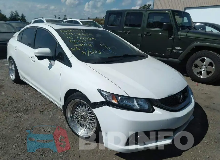 2HGFB6E50FH201141 Photo# 1