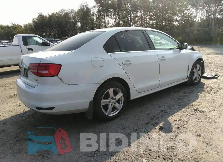 3VWDA7AJ7FM284776 Photo# 4