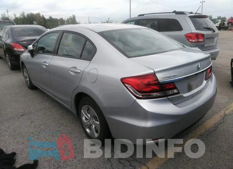 2HGFB2F45FH040414 Photo# 3