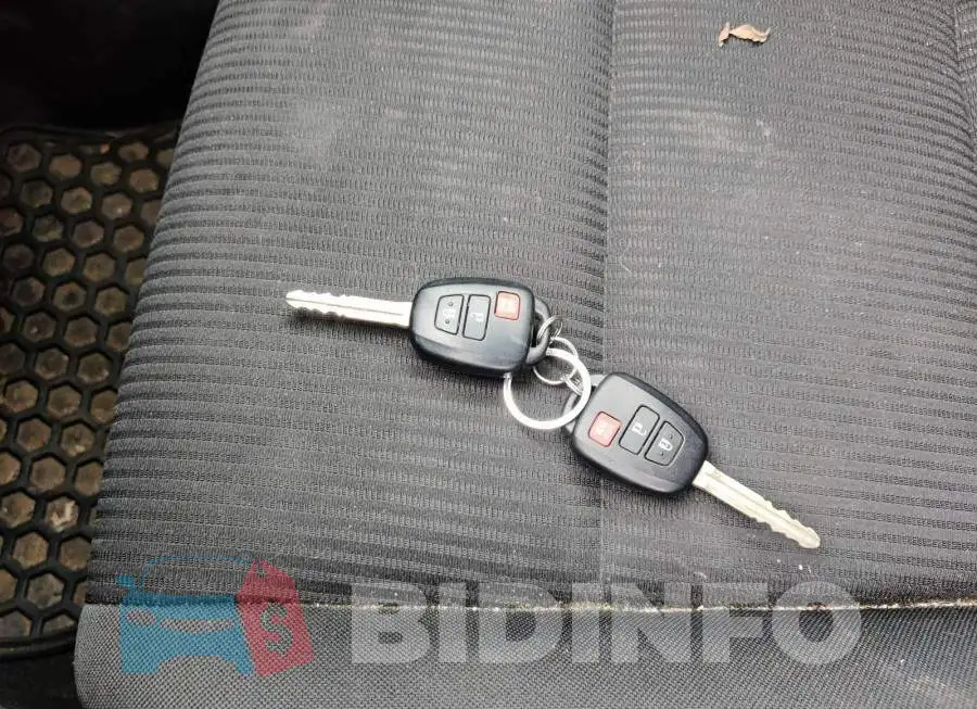 2T3BFREV2HW591021 Photo# 12
