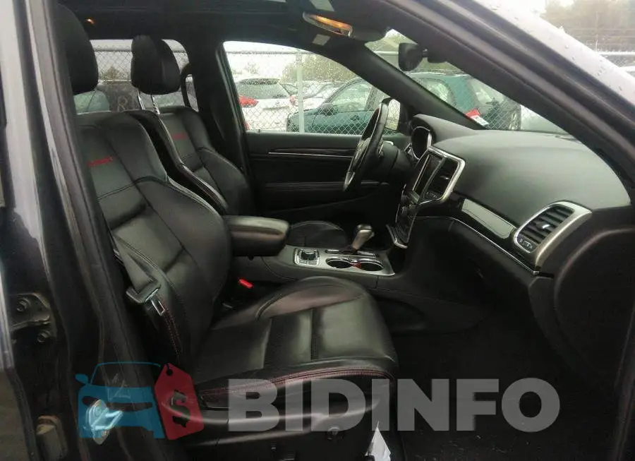 1C4RJFLG2JC180579 Photo# 5