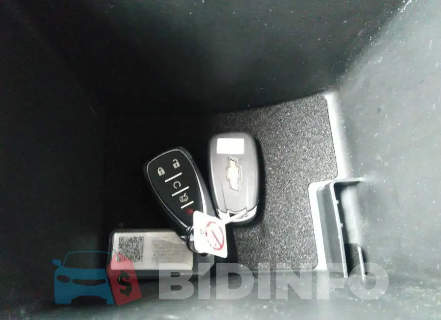 1G1ZD5ST6NF181523 Photo# 11
