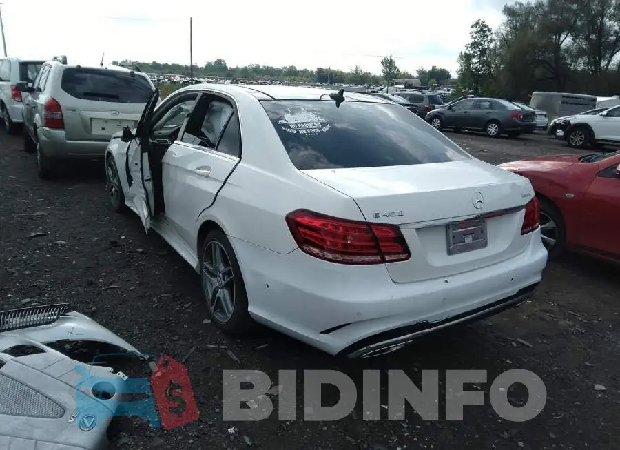 WDDHF6HB9FB121431 Photo# 3