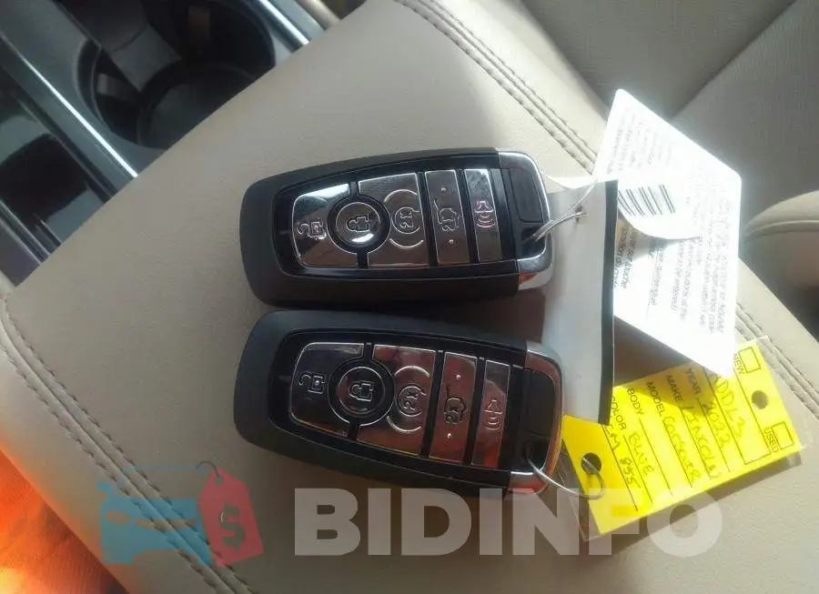 5LMCJ2D90NUL18238 Photo# 11