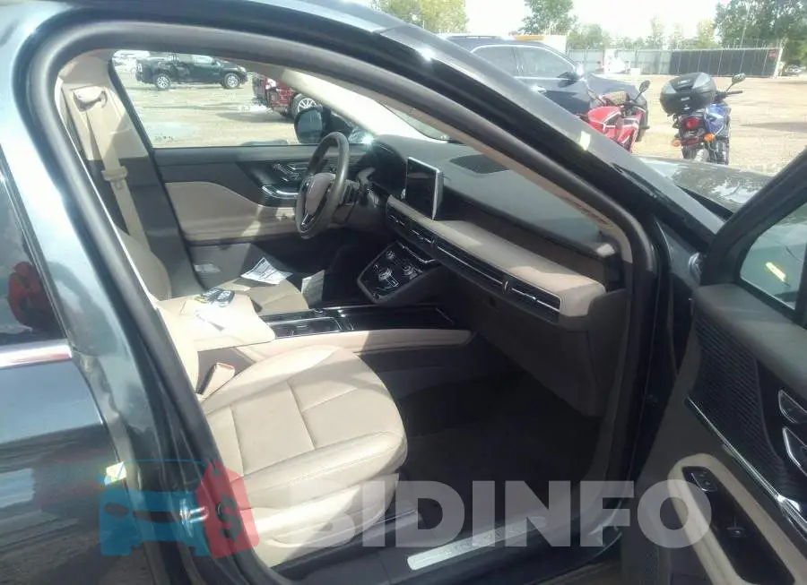 5LMCJ2D90NUL18238 Photo# 5