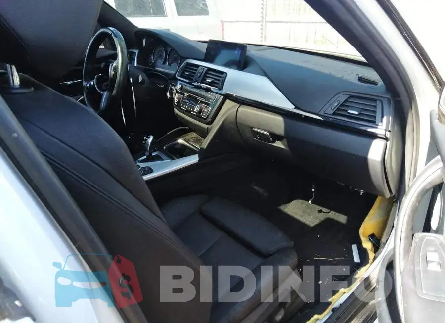 WBS8M9C5XJ5J78787 Photo# 5