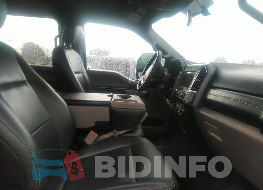 1FT8W3DT1JEB61873 Photo# 5