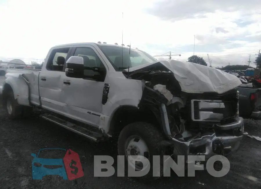 1FT8W3DT1JEB61873 Photo# 6