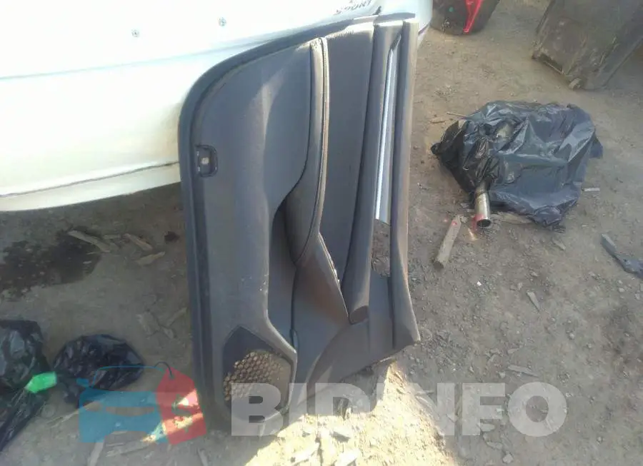 1HGCV2F32KA802172 Photo# 12