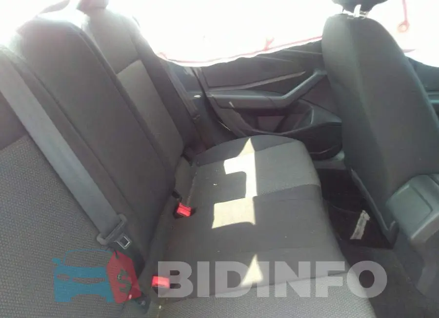 3VWC57BU4KM242973 Photo# 8