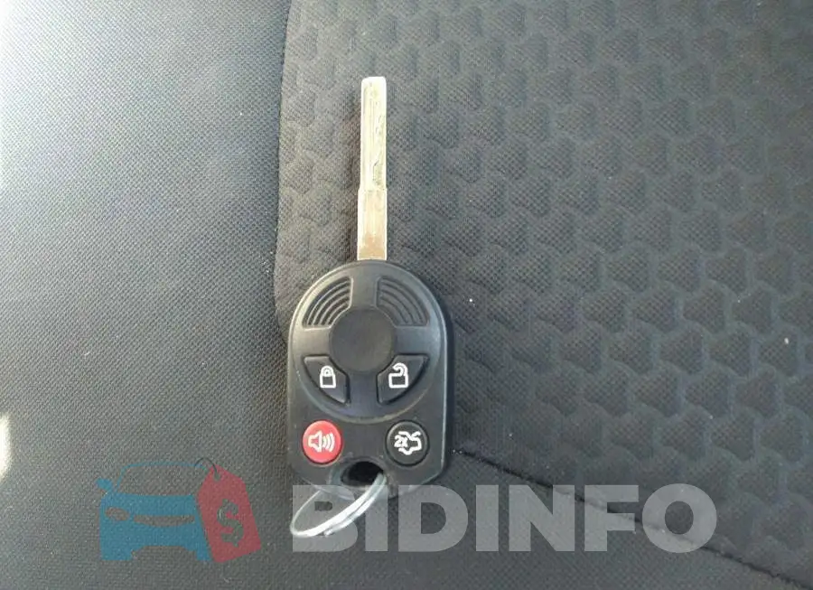1FADP3F24GL342153 Photo# 11
