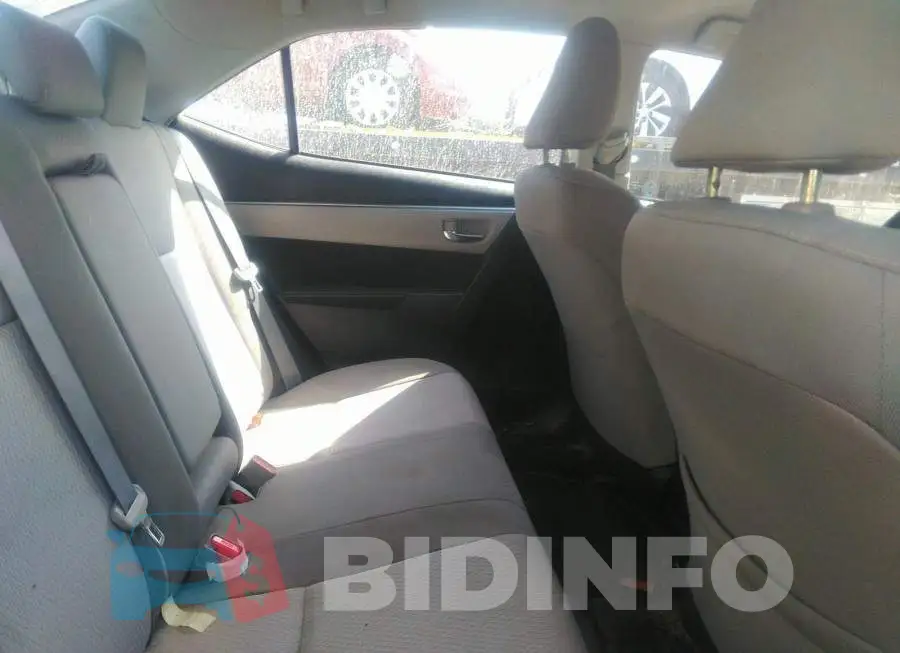 2T1BURHE4FC336363 Photo# 8