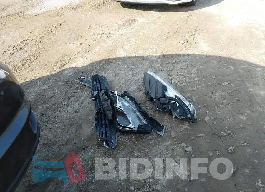 3GNCJRSB6FL175689 Photo# 12