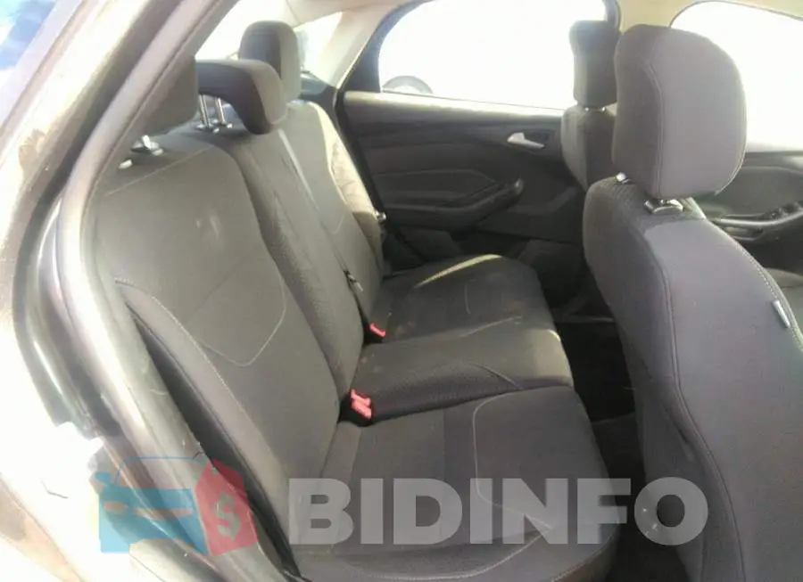 1FADP3F20FL245501 Photo# 8