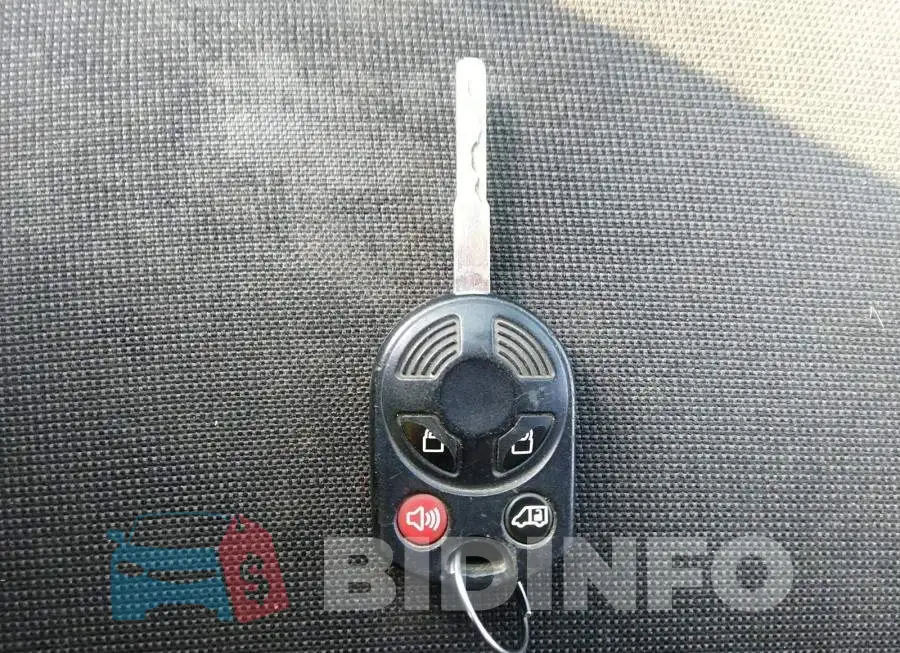 1FTYR2CV8JKA54132 Photo# 11