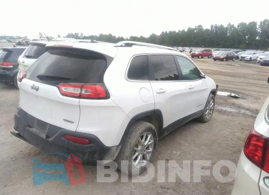 1C4PJLCB8GW369612 Photo# 4