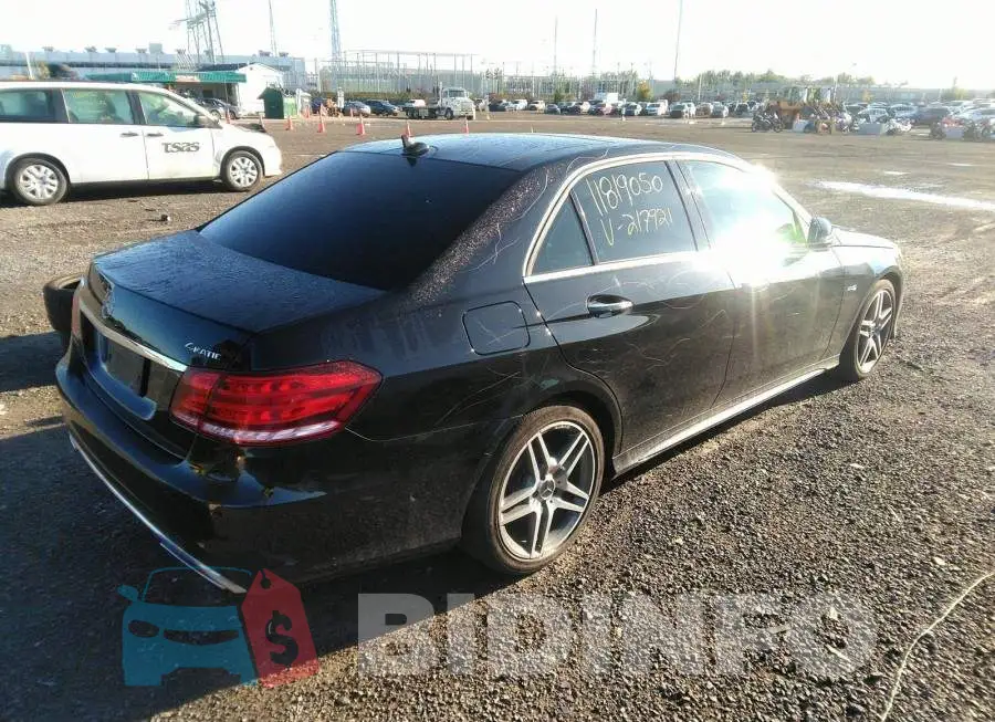 WDDHF6HB0GB217921 Photo# 4