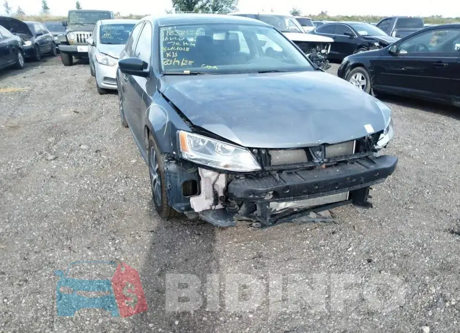 3VW267AJ0GM344018 Photo# 6