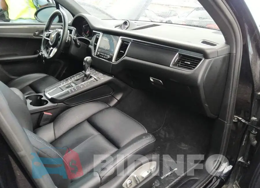 WP1AA2A59JLB10907 Photo# 5