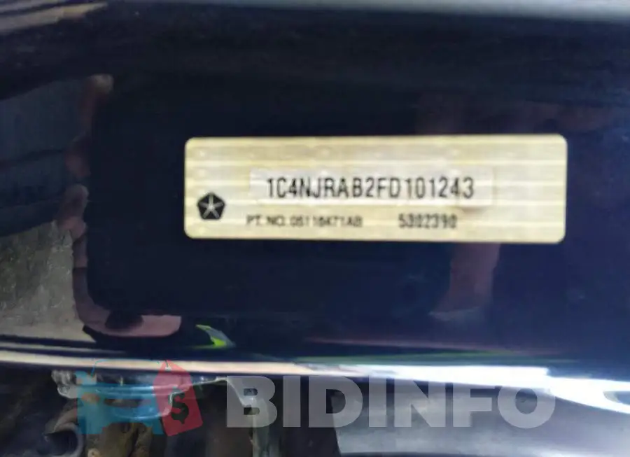 1C4NJRAB2FD101243 Photo# 7