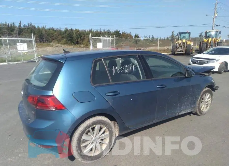 3VW217AUXHM044089 Photo# 4