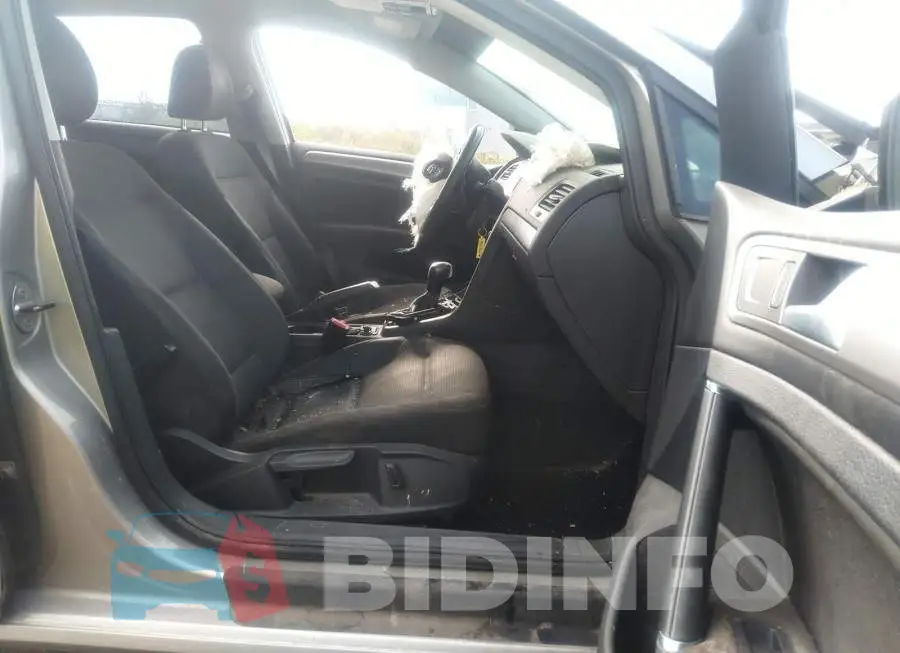 3VW2A7AU7FM076611 Photo# 5