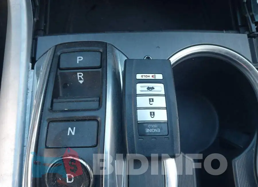 19UUB3F68KA801685 Photo# 11