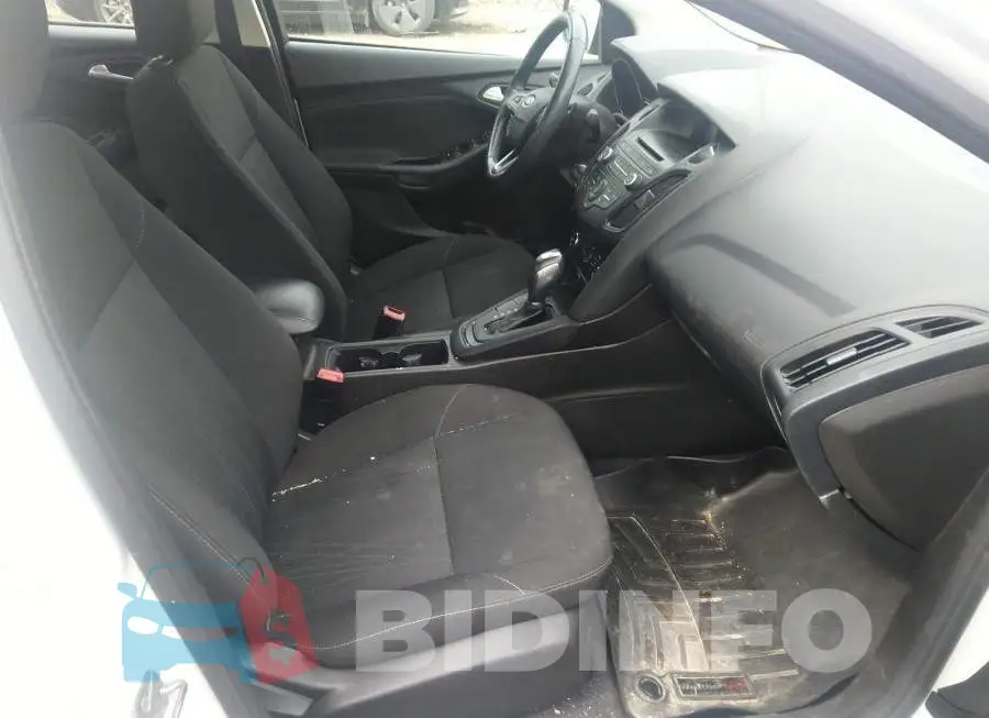 1FADP3F27GL264919 Photo# 5