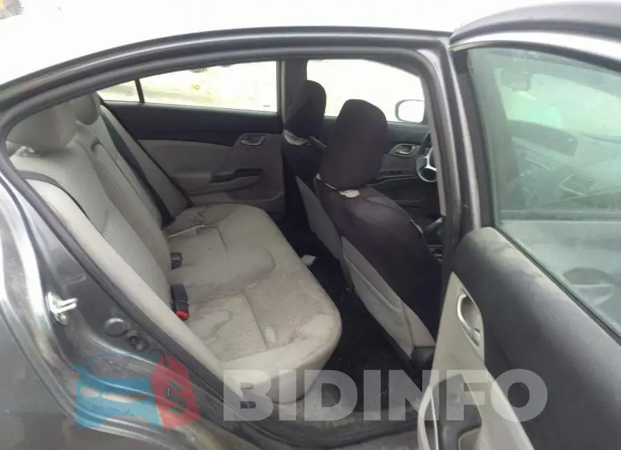2HGFB2E46FH033019 Photo# 8