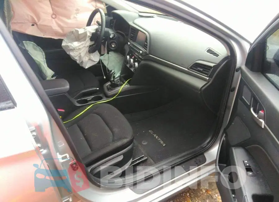 KMHD84LF4LU065881 Photo# 5