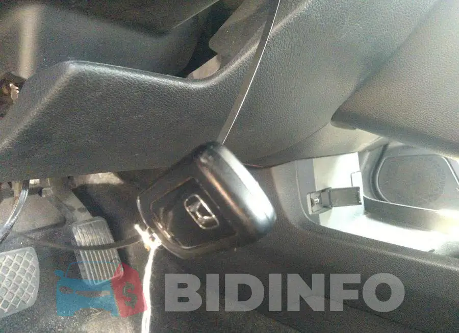 2HGFC1F98KH102661 Photo# 11