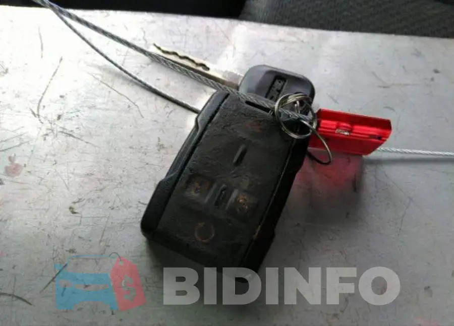 3GTU2MEC4JG111184 Photo# 12